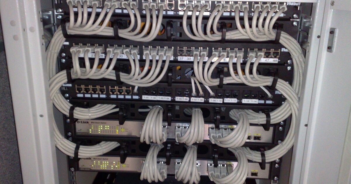 Rack-mounted Ethernet switches with patch cables